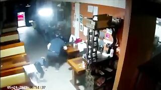 Restaurant Owner Shoots And Kills Thief Who Tried To Rob Hi
