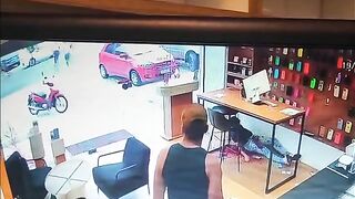 Shop Owner Killed By Robber When Trying To Grab Gun
