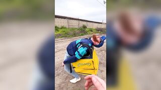 Drugged Courier Rushes To Deliver Order 