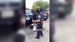 A Woman Attacked The Police, Her Wig Flying