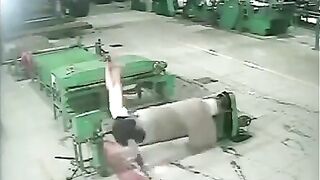 Worker Entangled In Shaft 