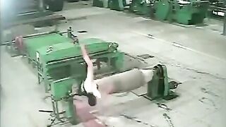 Worker Entangled In Shaft 