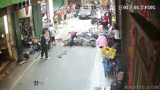 7 People Injured In China After Stepping On Wrong Pedal