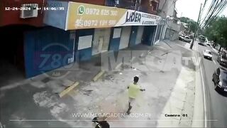 Crazy Woman Tries To Set Her Boyfriend And Herself On Fire