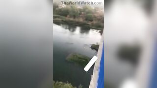 A Group Of People Walking Found A Man Jumping From A Bridge And Died
