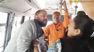 Indian Woman Angrily Beats Up Drunk Man