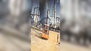 Crane Collapse Kills Machine Operator
