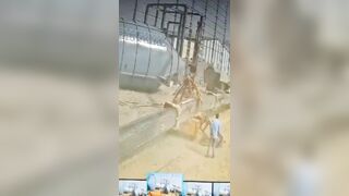 Crane Collapse Kills Machine Operator