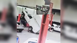 Mechanic Wins Stupid Prize With Stupid Game