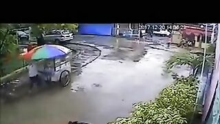 Girl Involved In Funny Two-wheeler Accident - Video - VidMax Co
