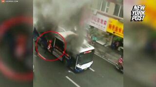 Good Citizen Saves Elderly Man From Burning Bus - Video
