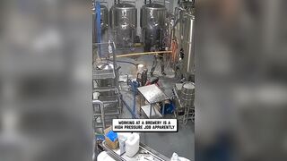 Do Not Check Tank Pressure Before Opening The Valve