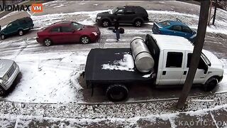 Karen Went Crazy Because She Was Angry In The Street