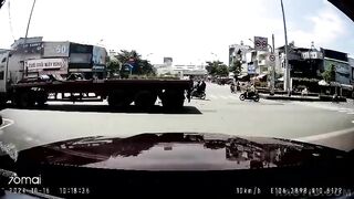 A Moped Driver Died On The Spot In Vietnam