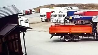 Man Tried To Stop Truck With His Hands But Was Crushed To Death