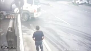 Man Escapes Fatal Truck Accident