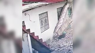 Man Crushed To Death Due To Unsafe Structure