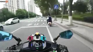Motorcyclist Extends Karma To Several People Riding Scooters