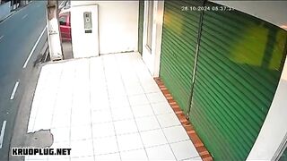 Motorcyclist Killed, Passenger Injured