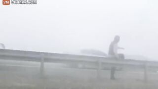 Heavy Fog Causes Serious Accident On Dubai Highway