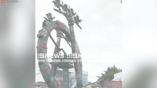 Screaming And Shocked Passengers Get Stuck Upside Down During Rollercoaster Ride In Australia