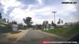 Two Students Riding Mopeds Seriously Injured