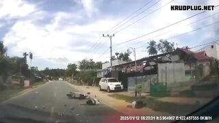 Two Students Riding Mopeds Seriously Injured