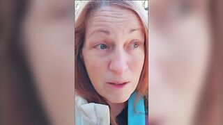 Disgusted Karen Refuses To Accept Gift From Trump-supporting Neighbour