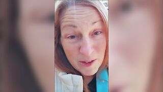 Disgusted Karen Refuses To Accept Gift From Trump-supporting Neighbour