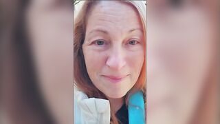Disgusted Karen Refuses To Accept Gift From Trump-supporting Neighbour