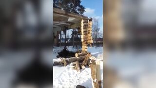Wife Films Video Of Her Stupid Husband Preparing To Commit Suicide