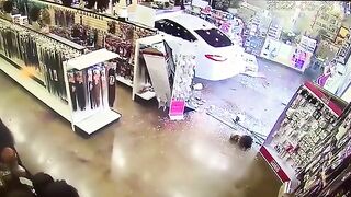 Driver Crashes Into Beauty Salon In Tempe
