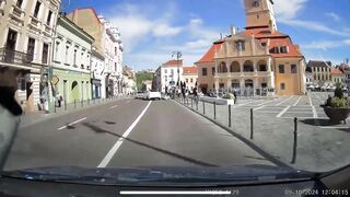 Driver Avoids Pedestrian Who Fell Into Road And Crashes On Other Side