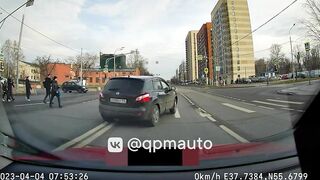 Driver Ignores Red Light And Causes Car Accident