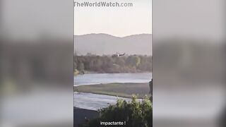 Helicopter Overturns While Fighting Forest Fire