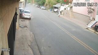 Idiot In The Car
