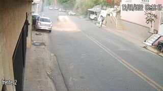 Idiot In The Car