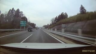 Idiot Driver In Japan Crashes Car On Highway