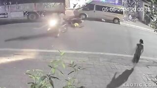 Man Kisses The Ass Of A Truck