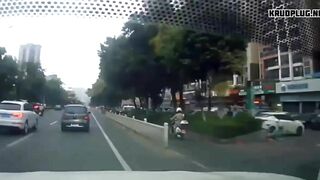 Man Crushed During Push-up Training