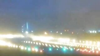 Typhoon Hits Taiwan, Planes Cannot Land