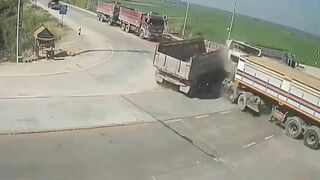 Russian Truck Accident