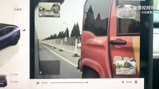 Cunning Driver Gets His Comeuppance