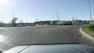 Speeding Leads To Brutal Head-on Collision