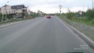 Turning Right From The Middle Of The Road Can Have Disastrous Consequences