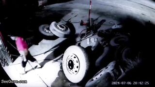 Tire Burst, Killing Mechanic