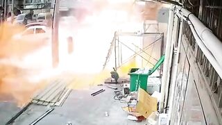 Welding Work Becomes Vigorous