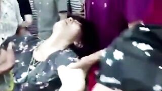 Woman Accidentally Breaks Necklace, Suffers Panic Attack And Faints