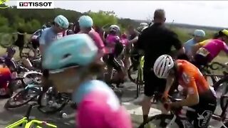 Women's Tour De France Turns Into A Comedy Extravaganza