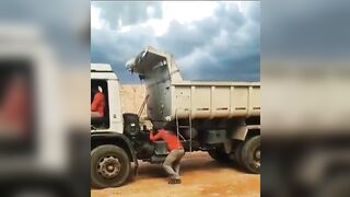 Workers Lose Their Minds Due To Excessive Stress